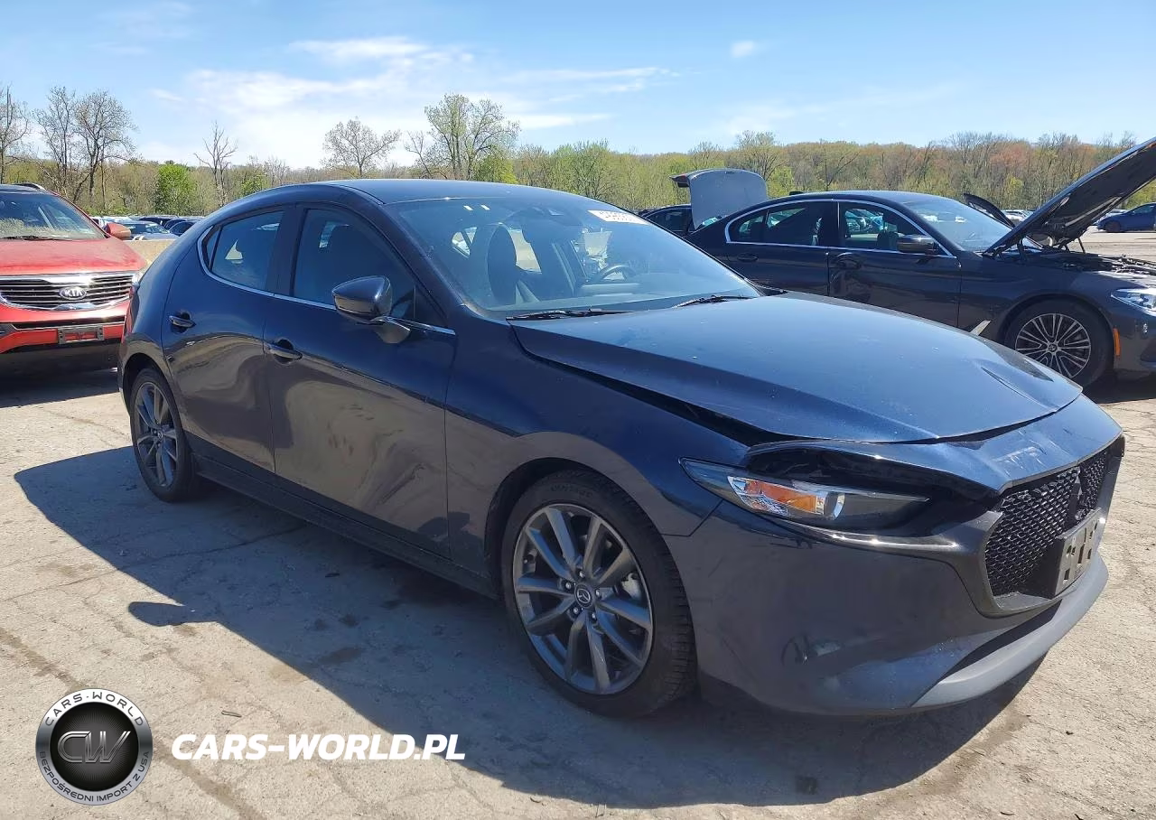 2019 Mazda 3 Preferred VIN:JM1BPBMM1K1135305 - 4