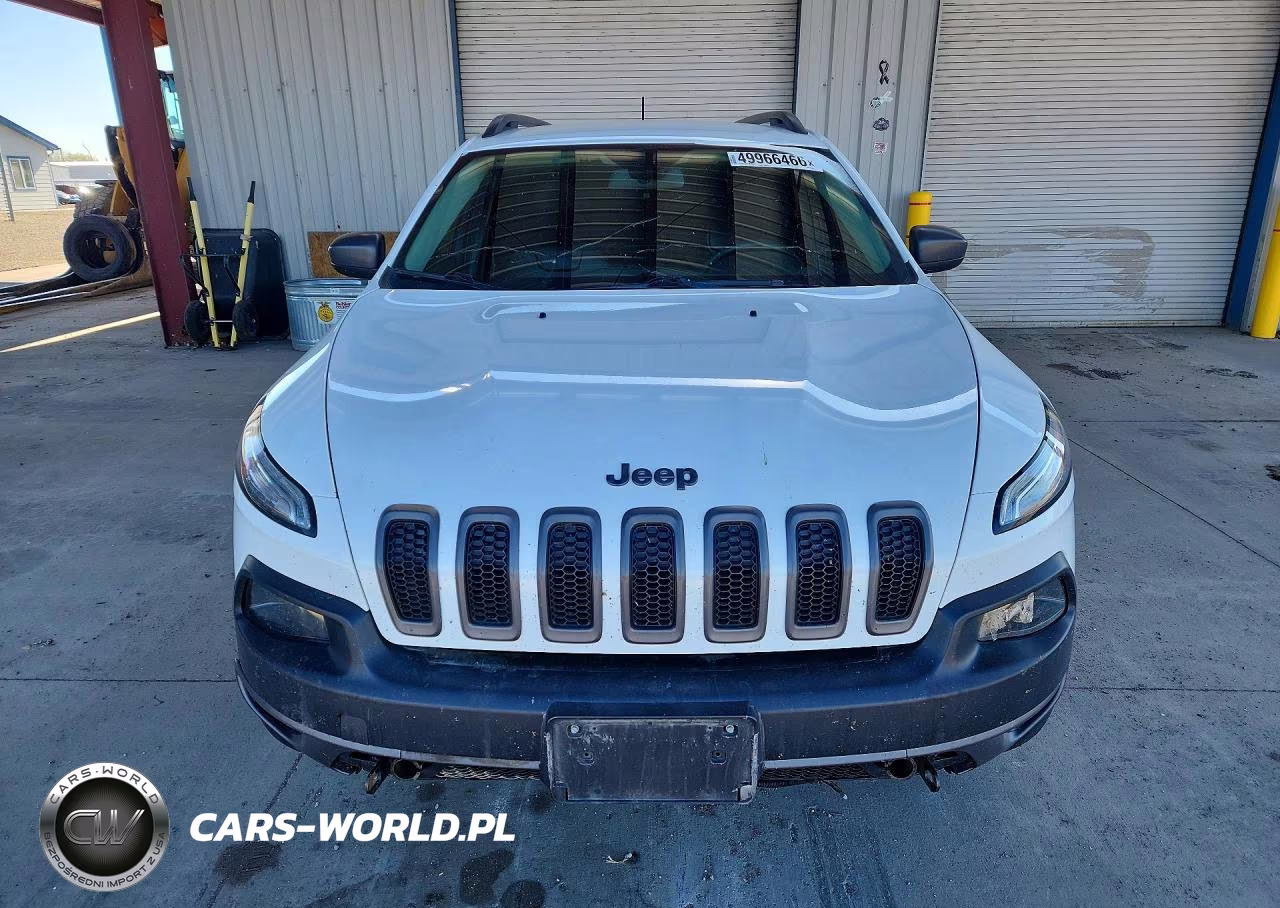 2015 Jeep Cherokee Trailhawk VIN:1C4PJMBS6FW756455 - 5