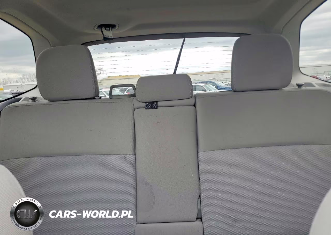 2016 Subaru Forester 2.5I Premium VIN:JF2SJADC8GH526194 - 10