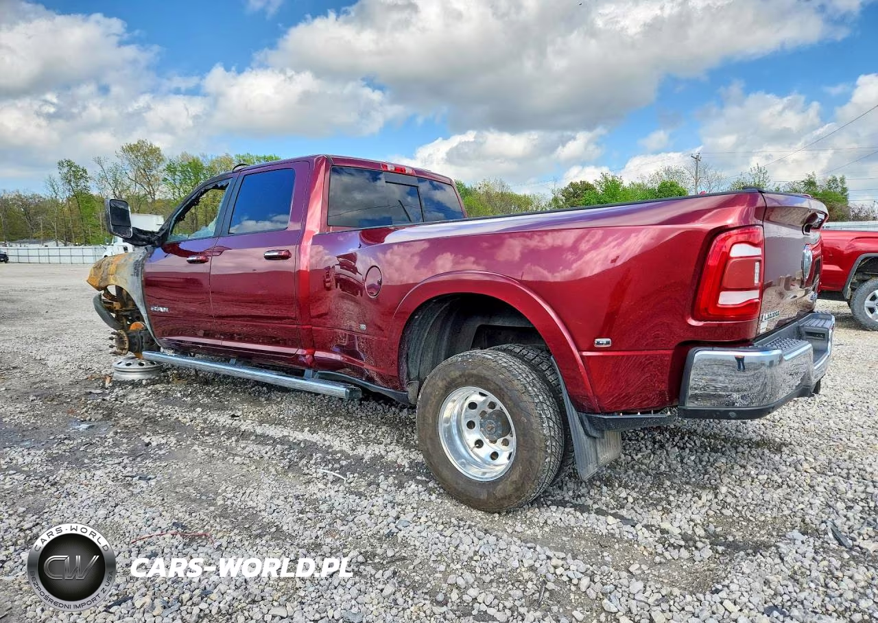 2019 Ram 3500 Laramie VIN:3C63RRJL2KG533117 - 2