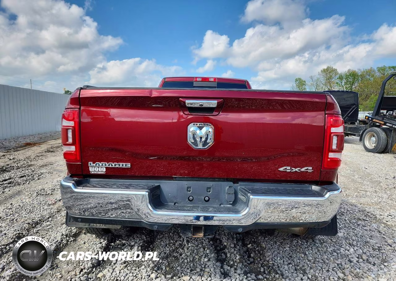 2019 Ram 3500 Laramie VIN:3C63RRJL2KG533117 - 6