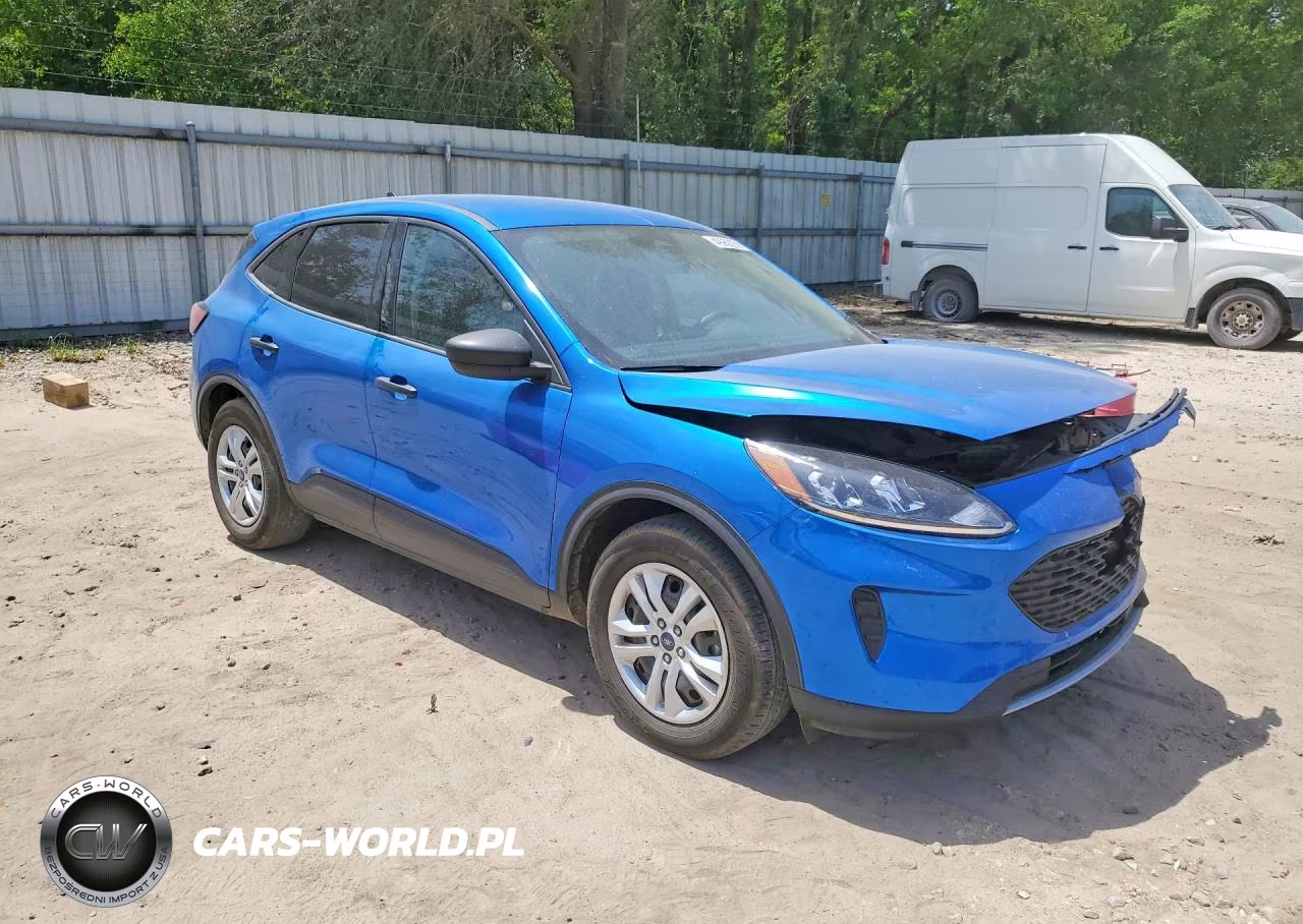 2020 Ford Escape S VIN:1FMCU0F63LUB73095 - 4