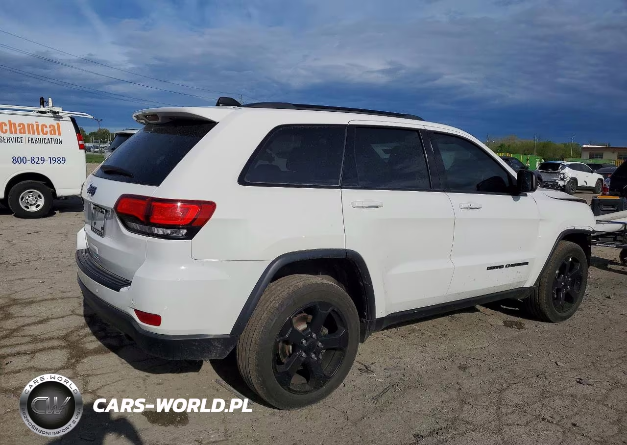 2020 Jeep Grand Cherokee Laredo VIN:1C4RJFAG9LC147858 - 3