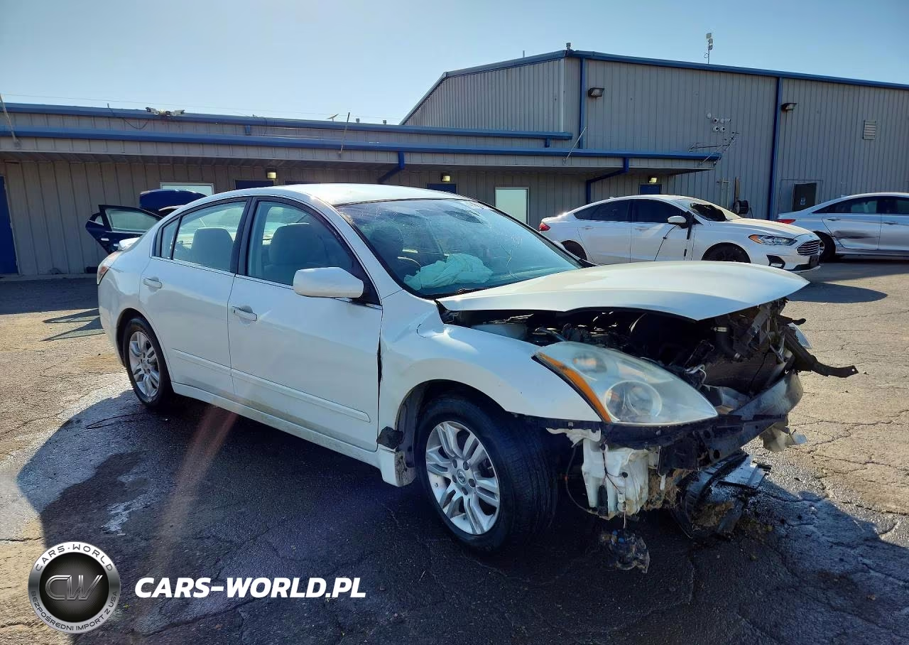 2012 Nissan Altima 2.5 VIN:1N4AL2AP1CN560562 - 4