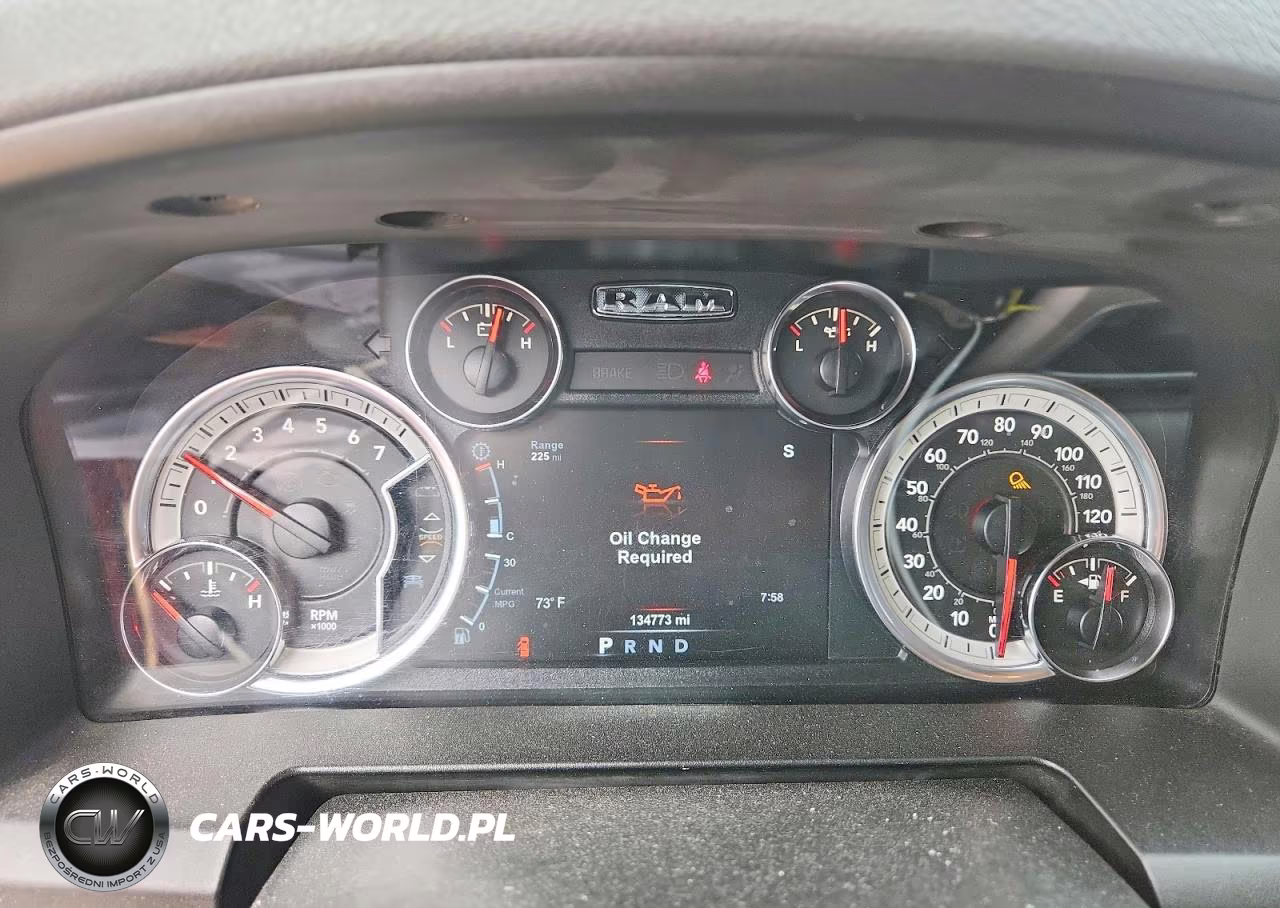 2019 Ram 1500 Classic Slt VIN:1C6RR6LT0KS573940 - 9