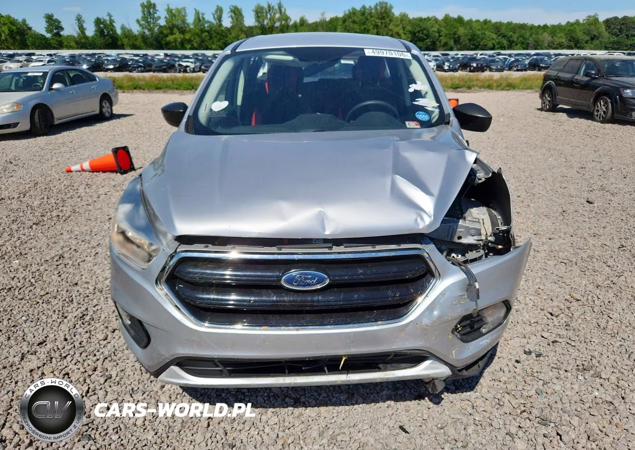 2017 Ford Escape Se VIN:1FMCU9GD1HUC73916 - 5