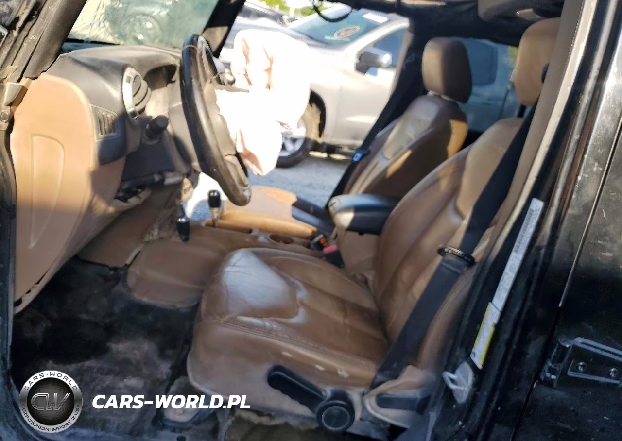 2013 Jeep Wrangler Unlimited Sahara VIN:1C4HJWEGXDL588521 - 7