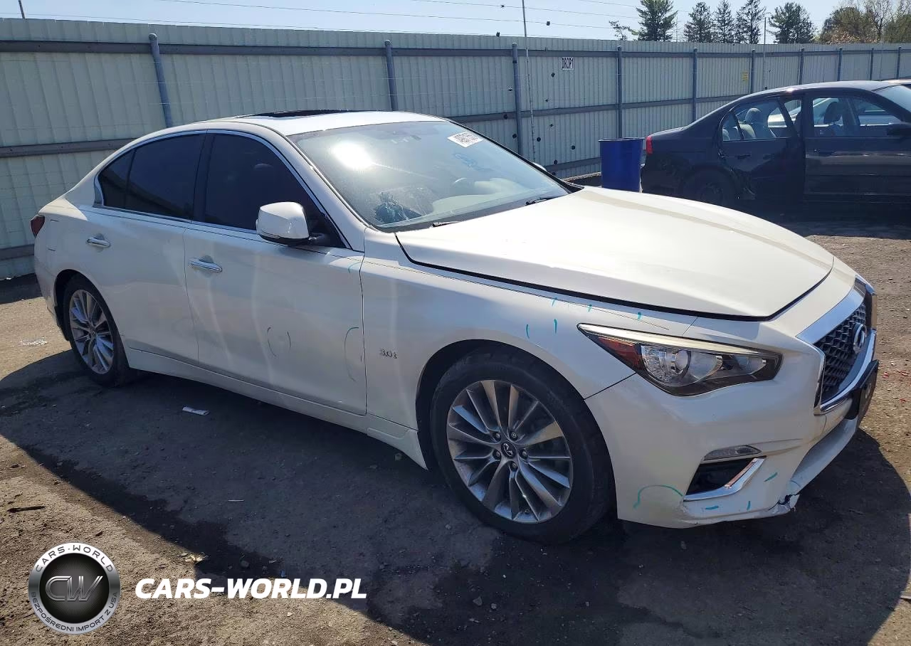 2018 Infiniti Q50 3.0T Luxe VIN:JN1EV7AR1JM611908 - 4