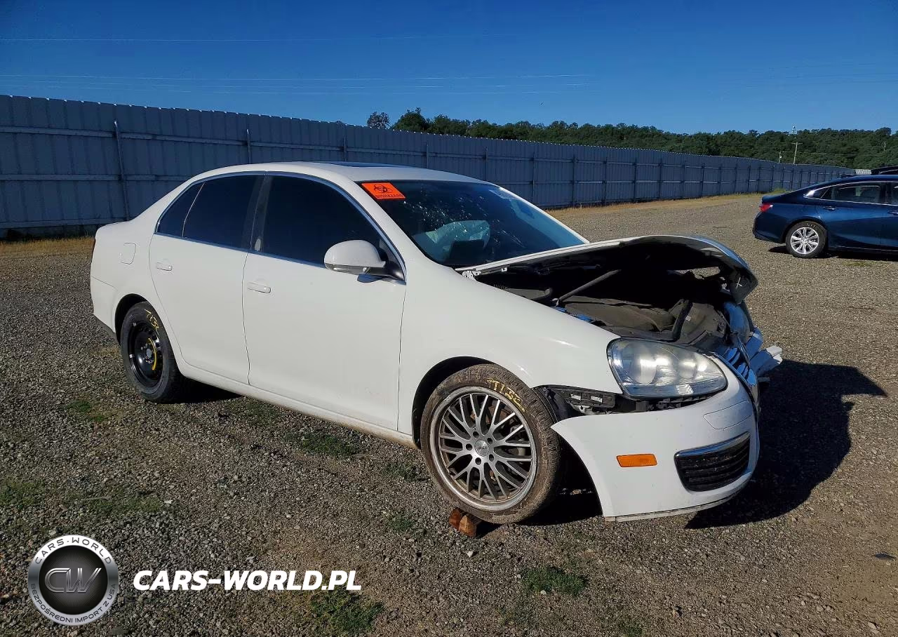 2010 Volkswagen Jetta Se VIN:3VWRZ7AJ7AM049172 - 4