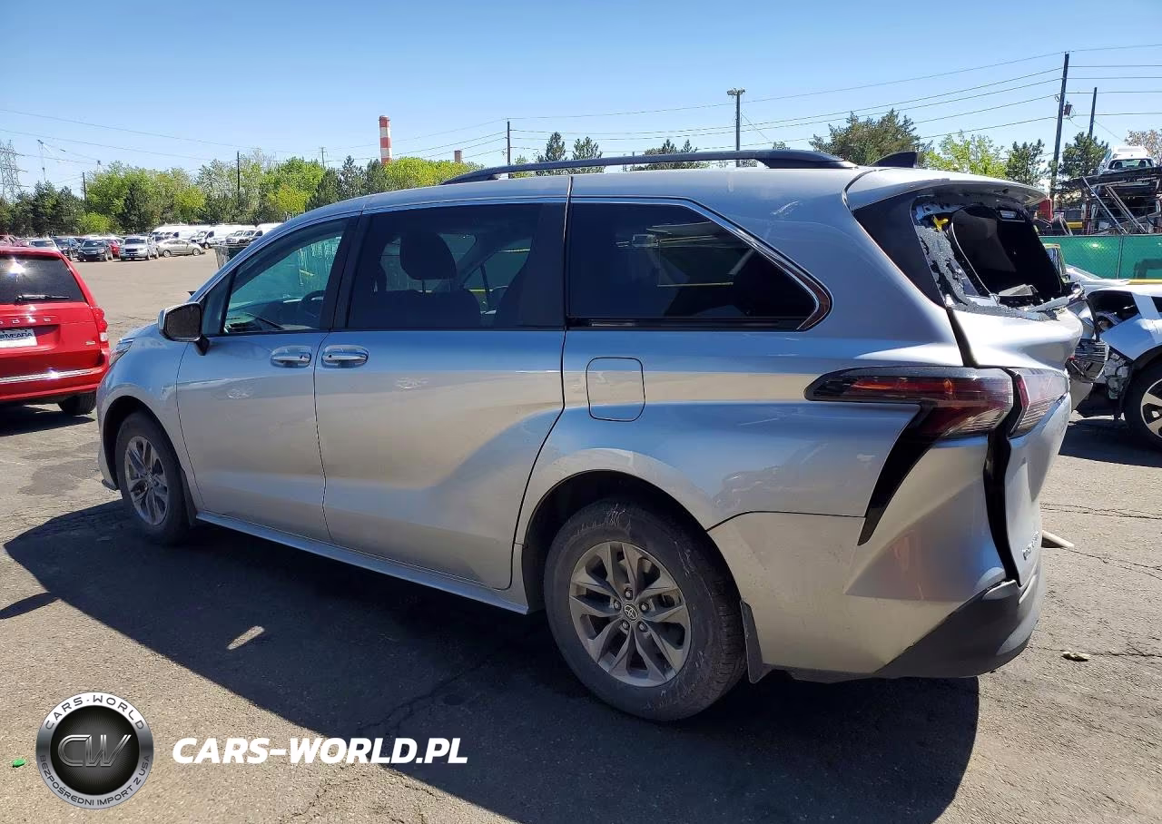 2025 Toyota Sienna Le 8-Passenger VIN:5TDKSKFCXSS159611 - 2
