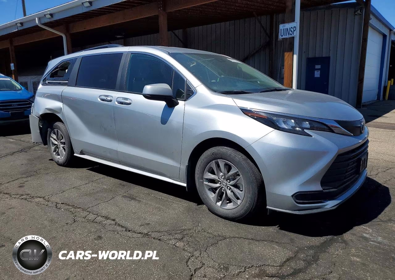 2025 Toyota Sienna Le 8-Passenger VIN:5TDKSKFCXSS159611 - 4