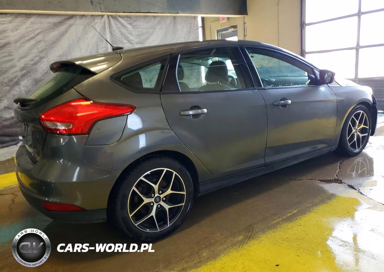 2017 Ford Focus Sel VIN:1FADP3M27HL265248 - 3