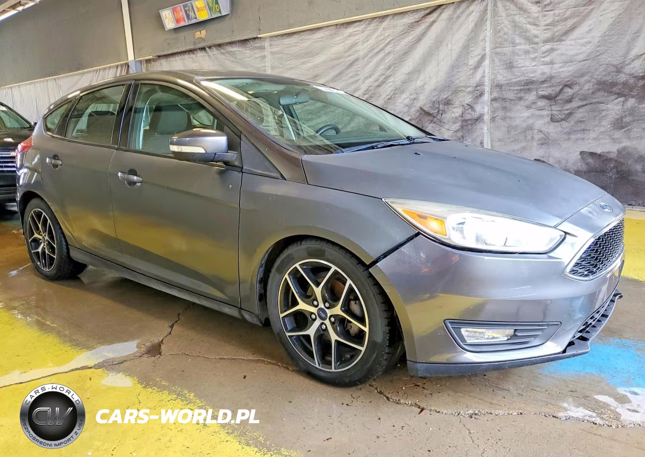 2017 Ford Focus Sel VIN:1FADP3M27HL265248 - 4