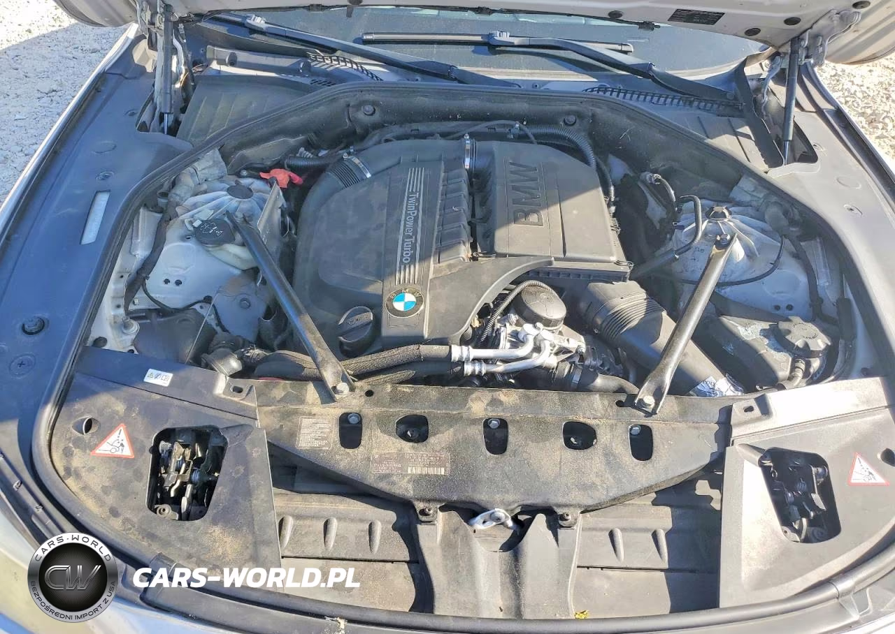 2013 BMW 740 Li VIN:WBAYE4C5XDDW22992 - 11