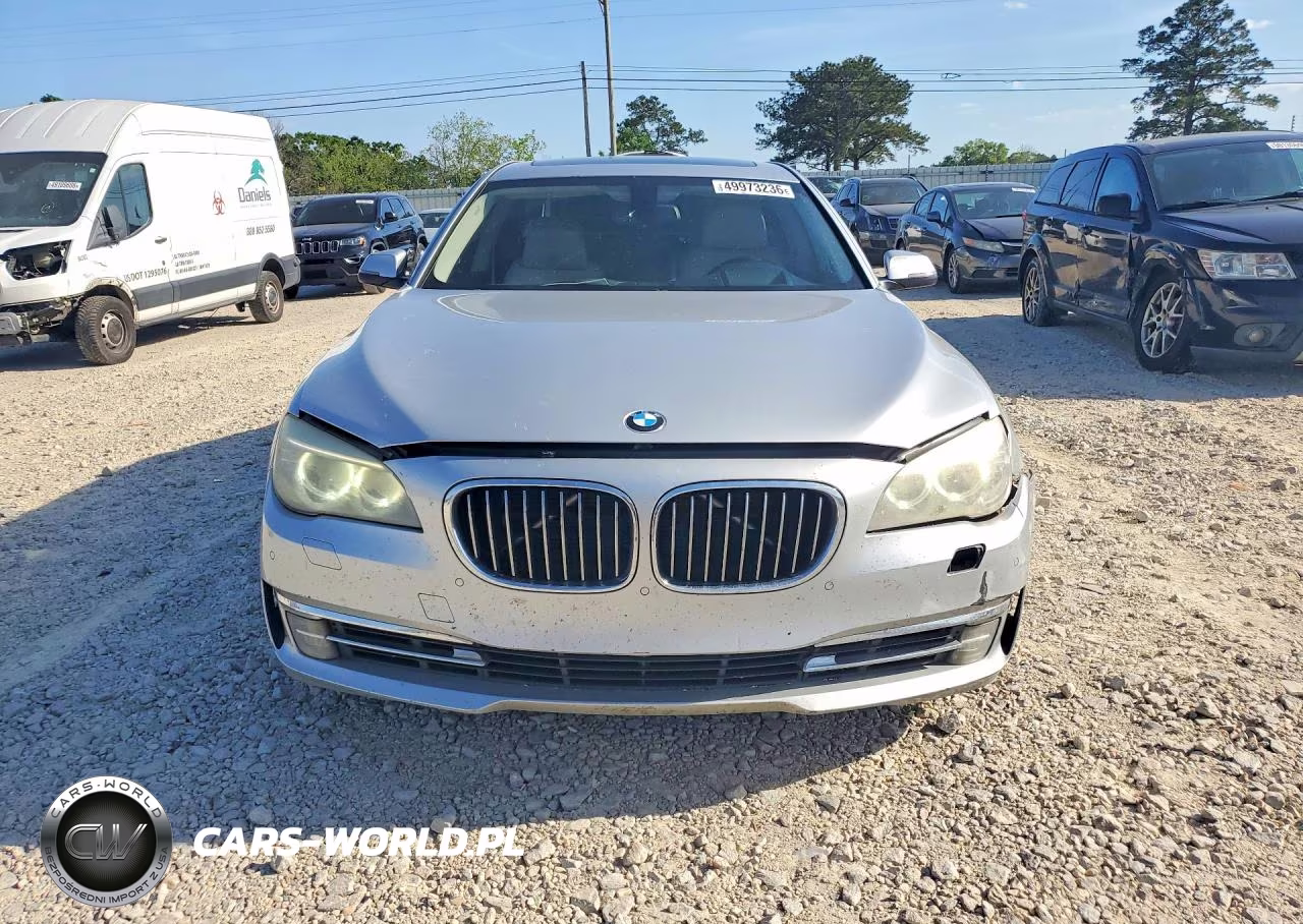 2013 BMW 740 Li VIN:WBAYE4C5XDDW22992 - 5