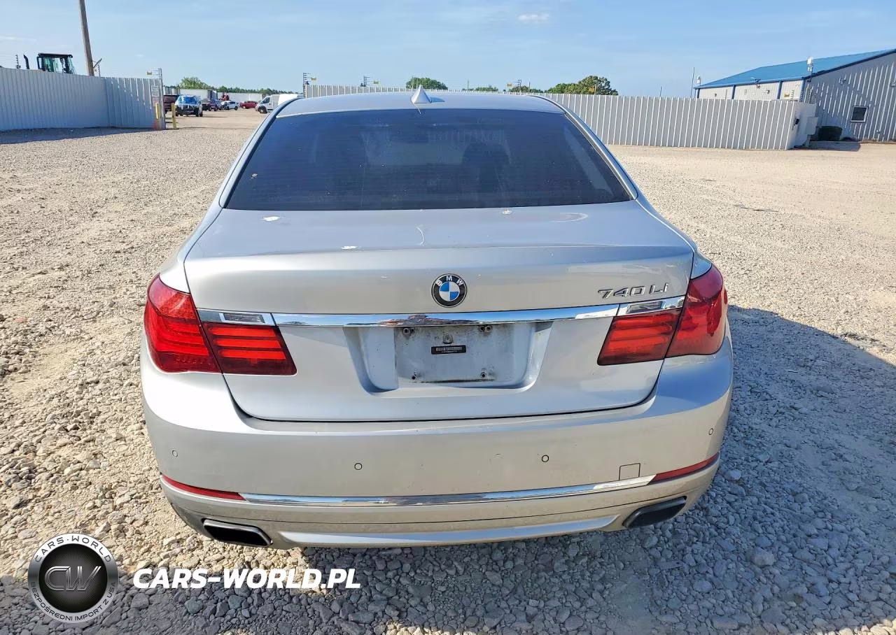 2013 BMW 740 Li VIN:WBAYE4C5XDDW22992 - 6