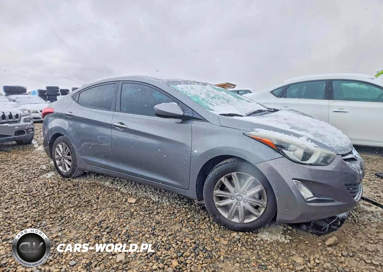 2014 Hyundai Elantra VIN:5NPDH4AE3EH484347 - 4
