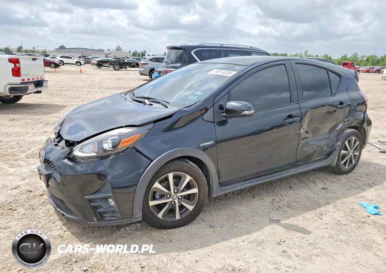 2018 Toyota Prius C Four