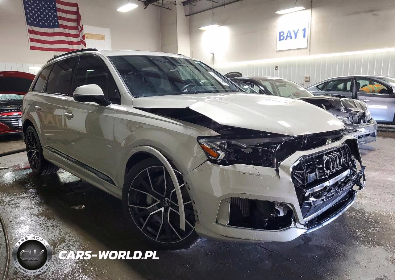 2023 Audi Q7 Prestige VIN:WA1VXBF76PD024270 - 4