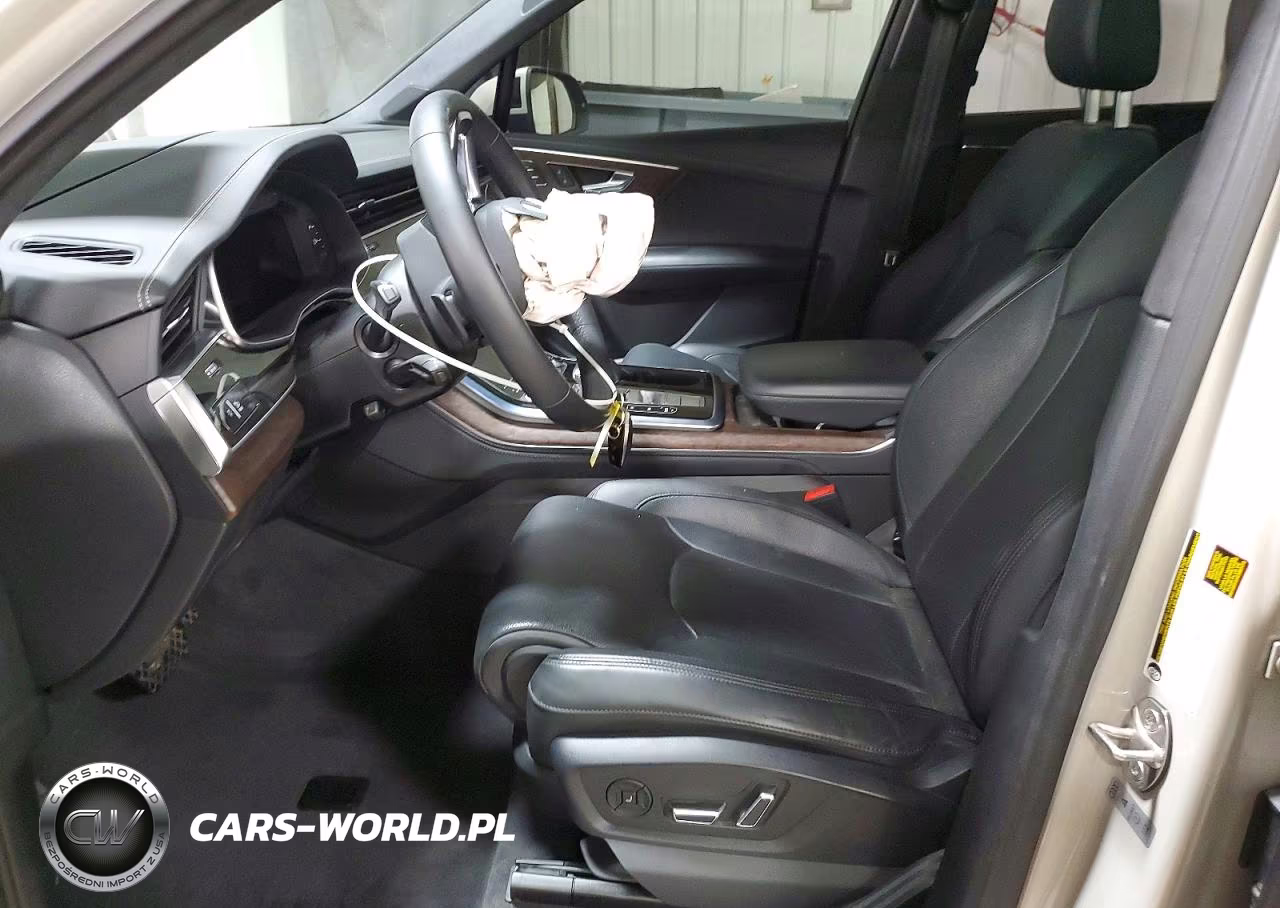 2023 Audi Q7 Prestige VIN:WA1VXBF76PD024270 - 7