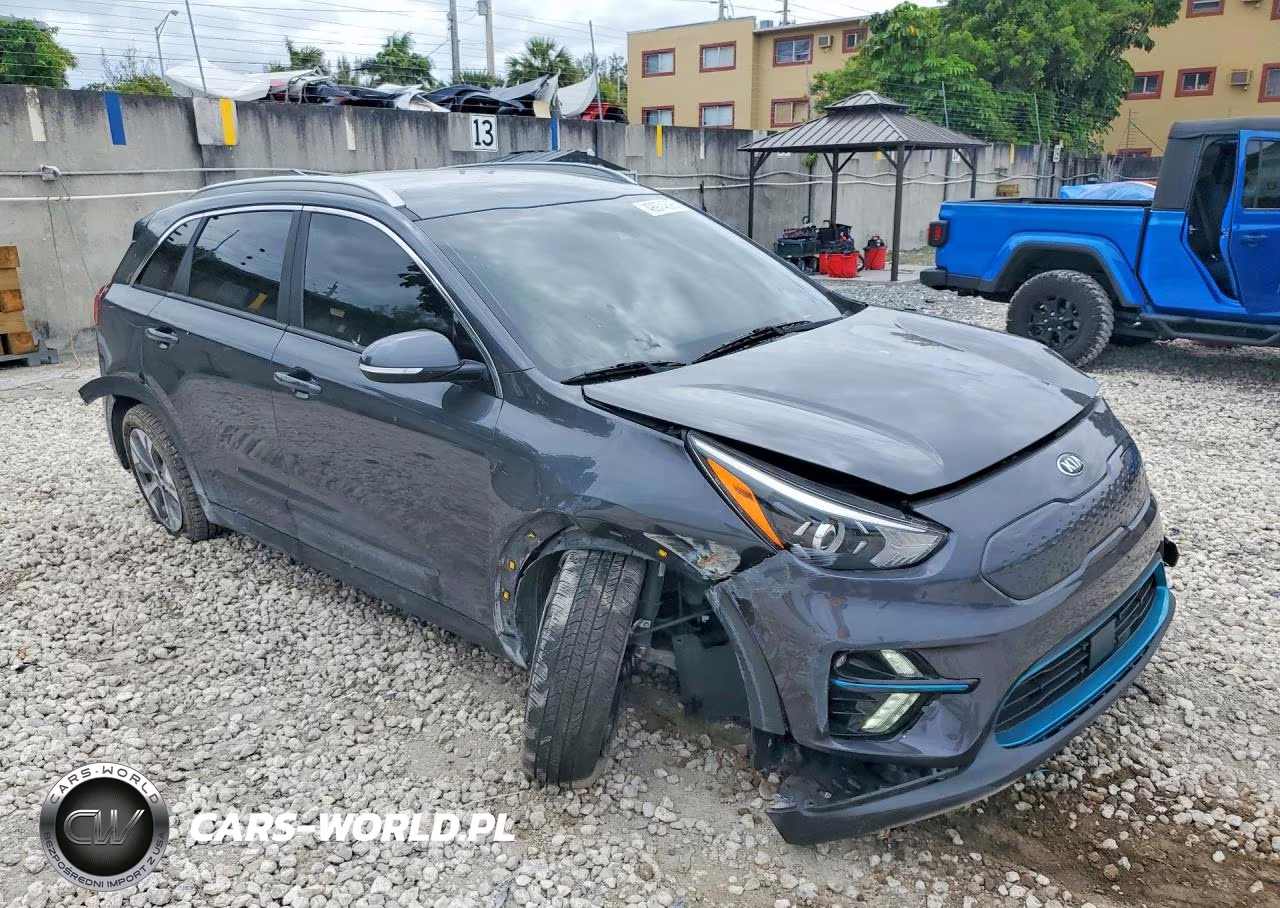 2020 Kia Niro Ex VIN:KNDCC3LG8L5062963 - 4