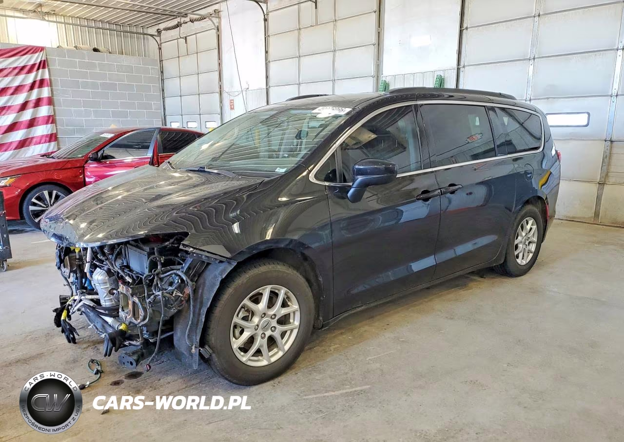 2021 Chrysler Voyager Lxi