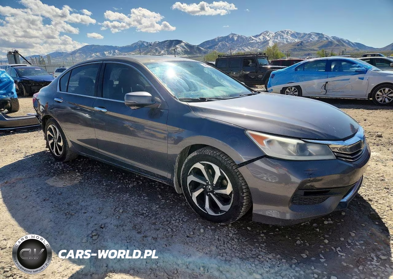 2017 Honda Accord Ex VIN:1HGCR2F77HA153114 - 4