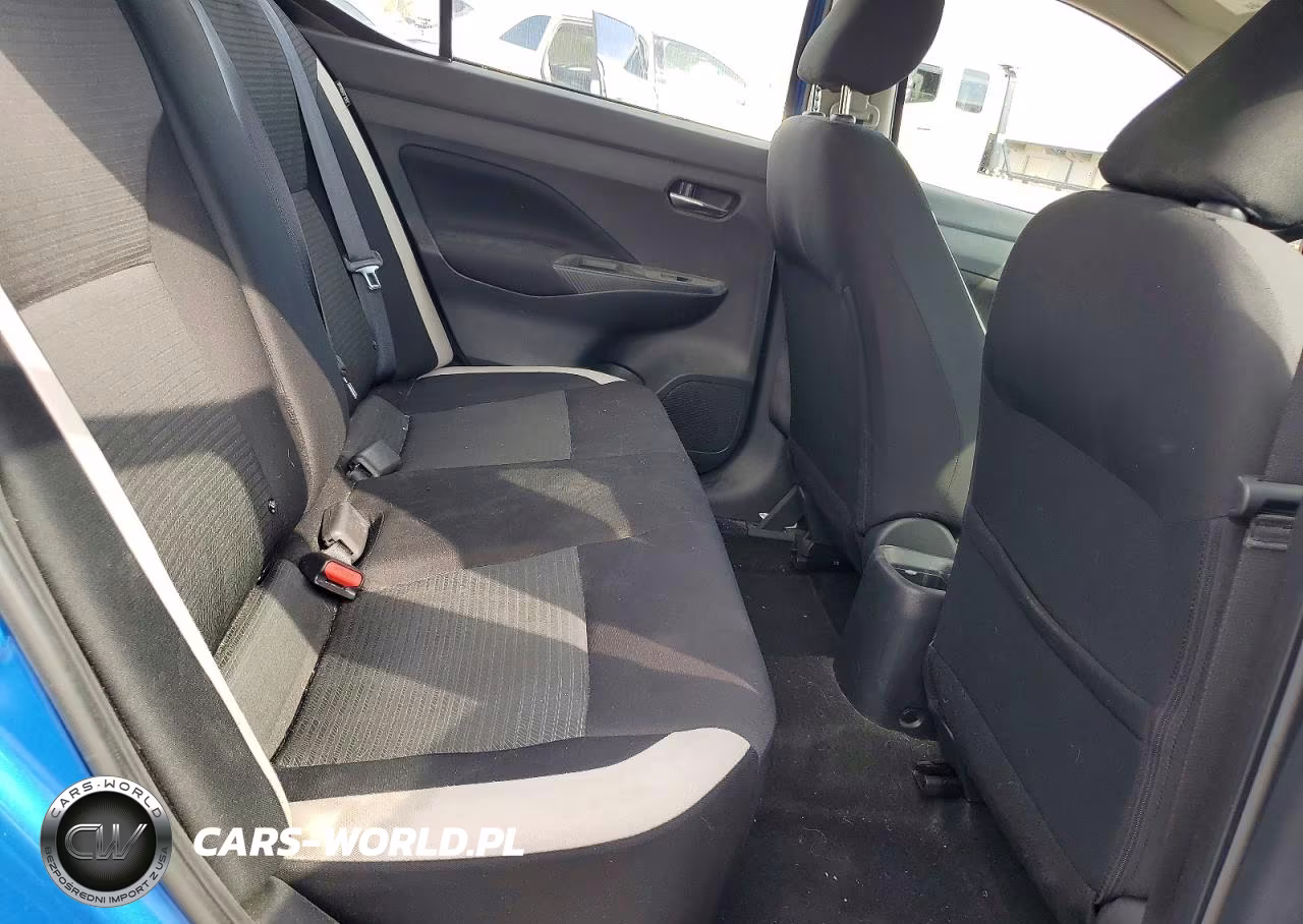 2021 Nissan Versa Sv VIN:3N1CN8EV7ML864069 - 10