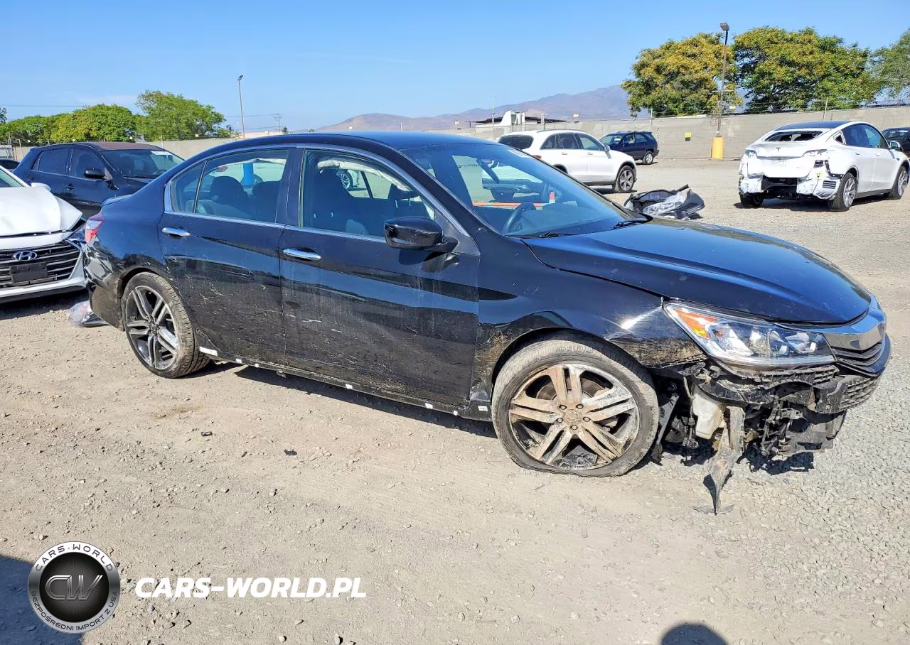 2017 Honda Accord Sport VIN:1HGCR2F56HA072362 - 4