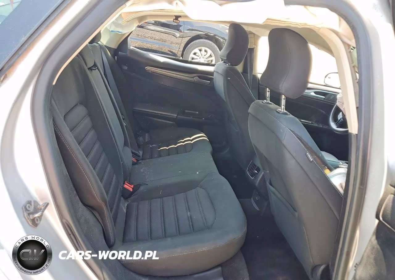2017 Ford Fusion Se VIN:3FA6P0H72HR390835 - 10