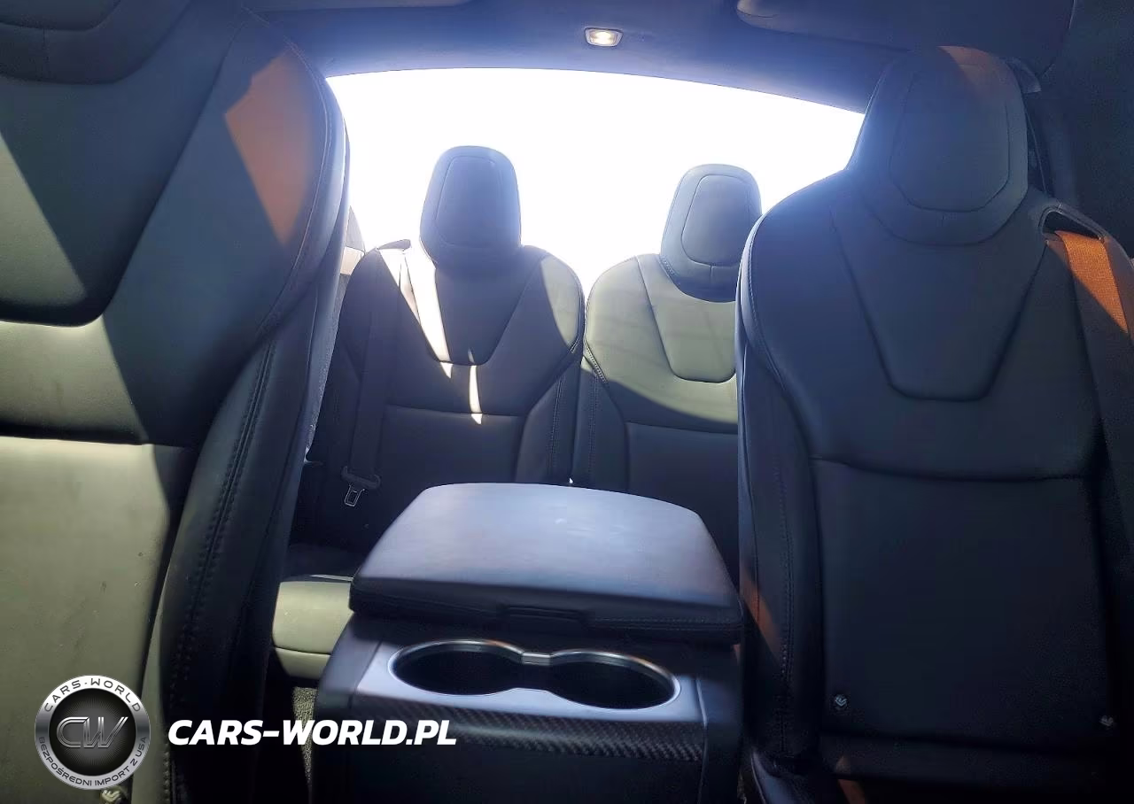 2018 Tesla Model X VIN:5YJXCBE25JF092169 - 10