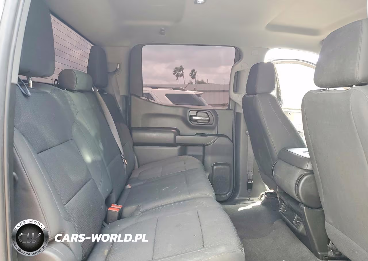 2022 Chevrolet Silverado Ltd C1500 Custom VIN:3GCPWBEK0NG141527 - 10