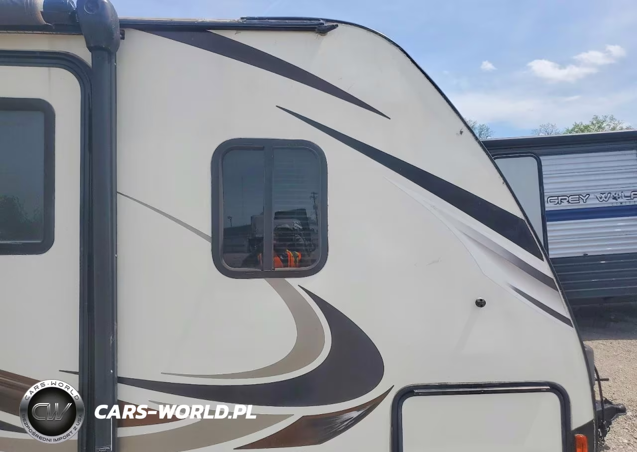 2017 Keystone Passport Camper VIN:4YDT23920HT416618 - 5