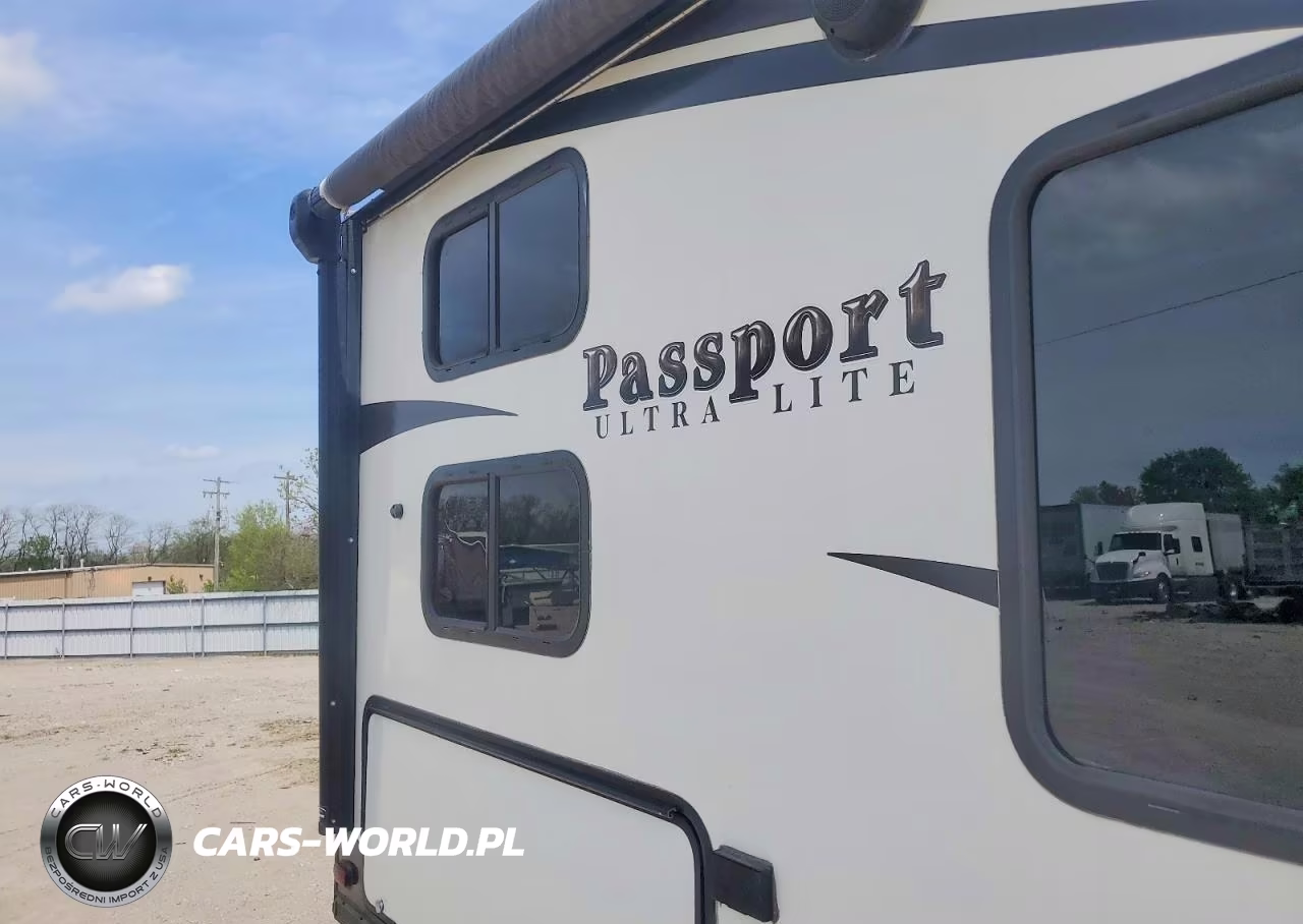 2017 Keystone Passport Camper VIN:4YDT23920HT416618 - 9