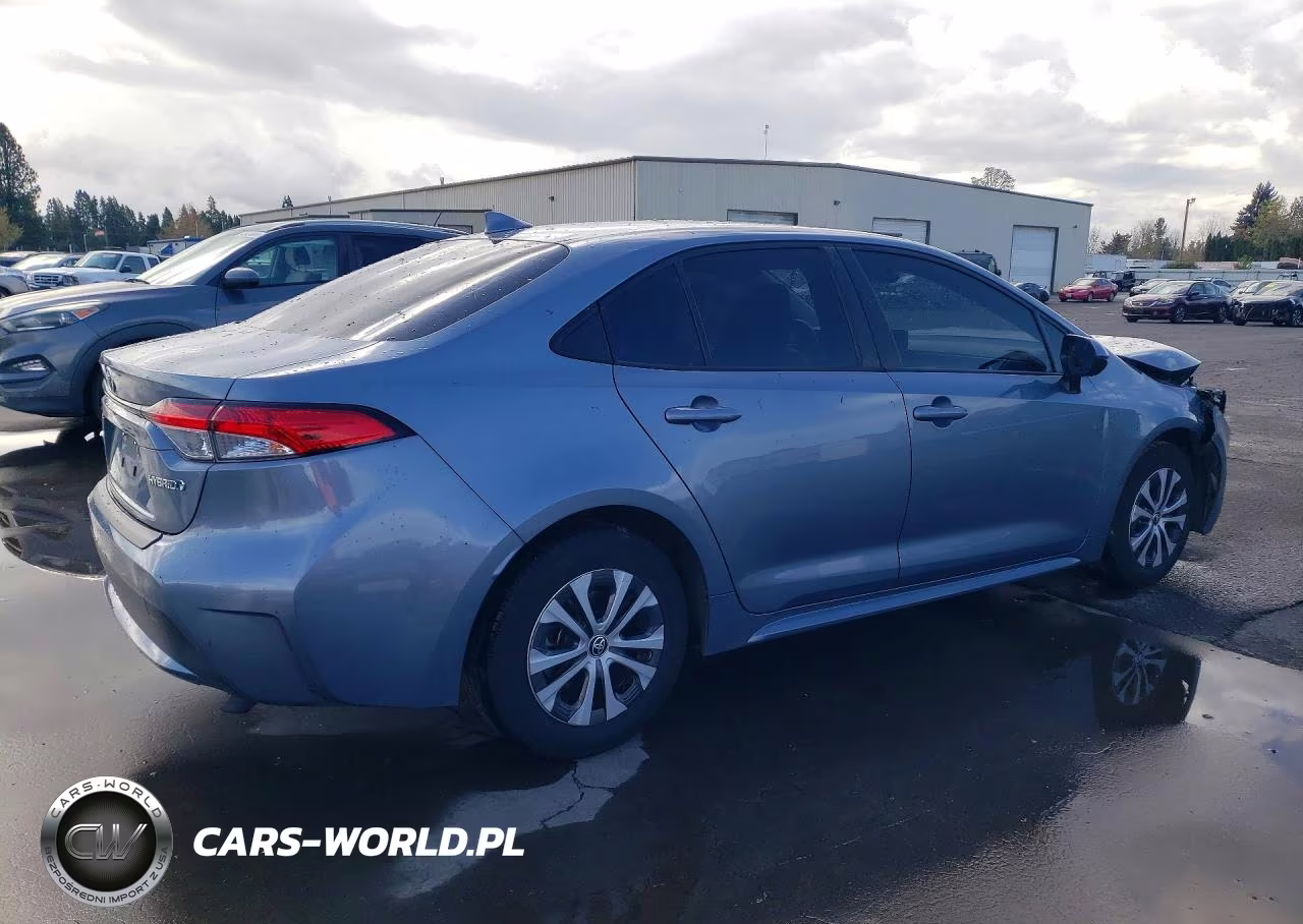 2022 Toyota Corolla Le VIN:JTDEAMDEXNJ041236 - 3
