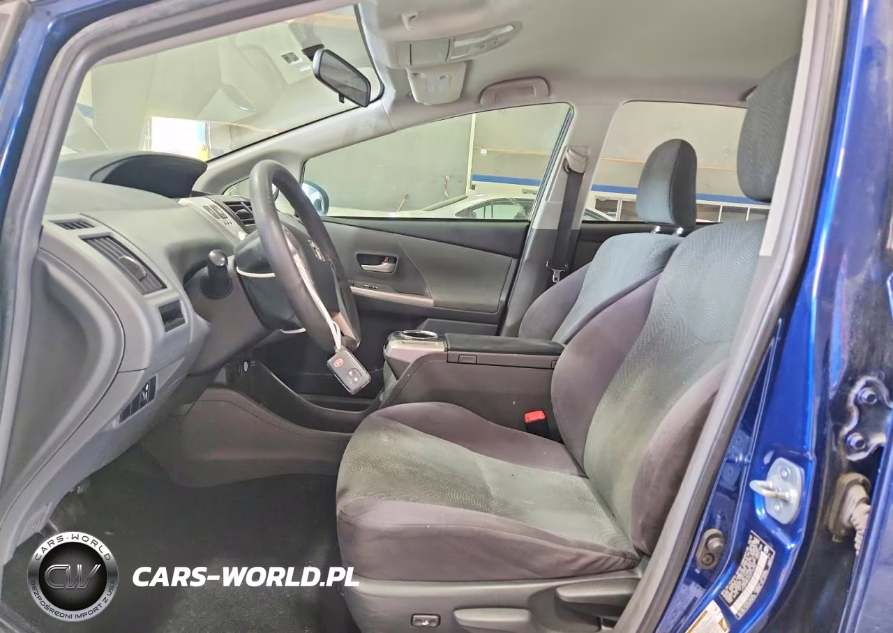 2013 Toyota Prius V Three VIN:JTDZN3EU9D3192352 - 7