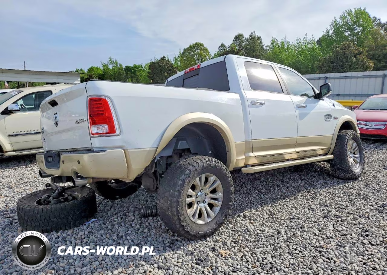 2013 Ram 1500 Longhorn VIN:1C6RR7PT4DS606649 - 3