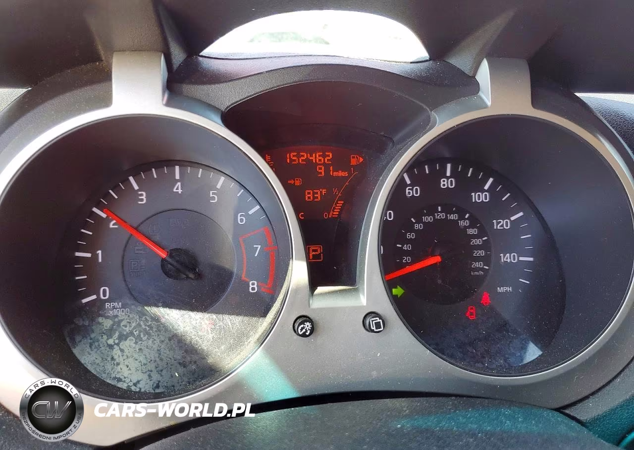 2014 Nissan Juke S VIN:JN8AF5MR6ET355404 - 9