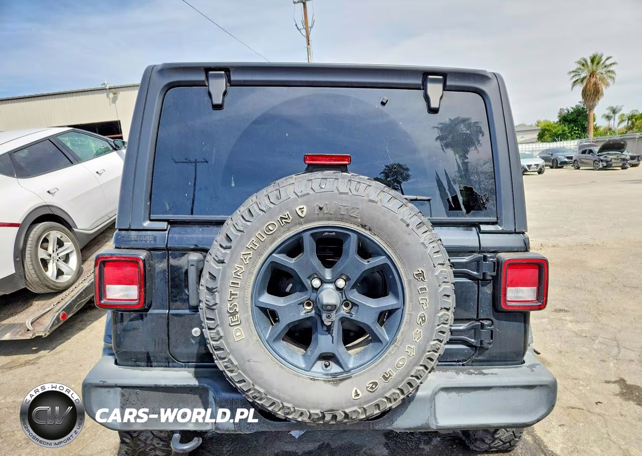 2020 Jeep Wrangler Unlimited Sport VIN:1C4HJXDG6LW267600 - 6