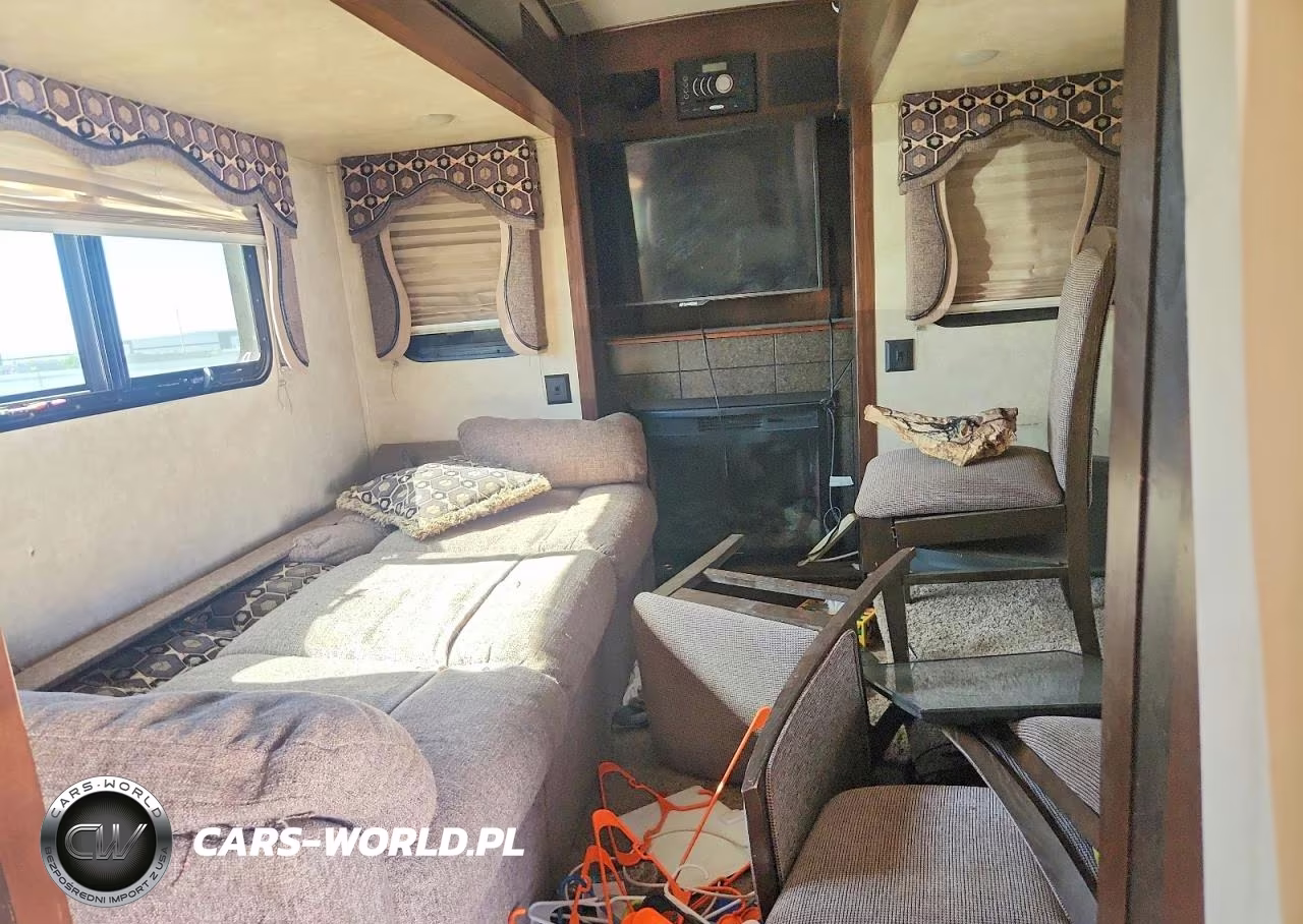 2015 Keystone Mountaineer Camper VIN:4YDF37522F4730415 - 5