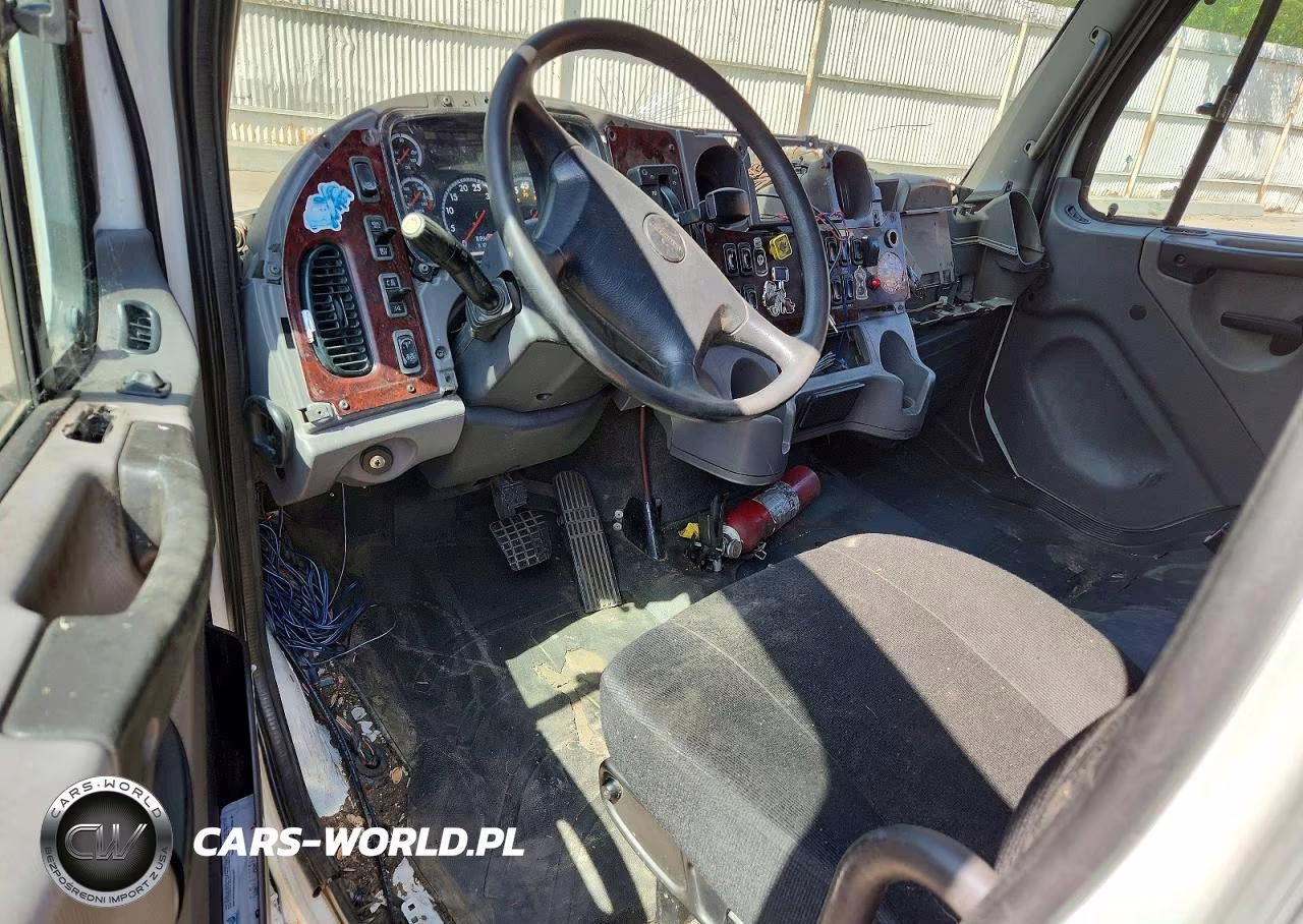 2015 Frht - Freightliner M2 VIN:1FVACWDT9FHGK4027 - 8