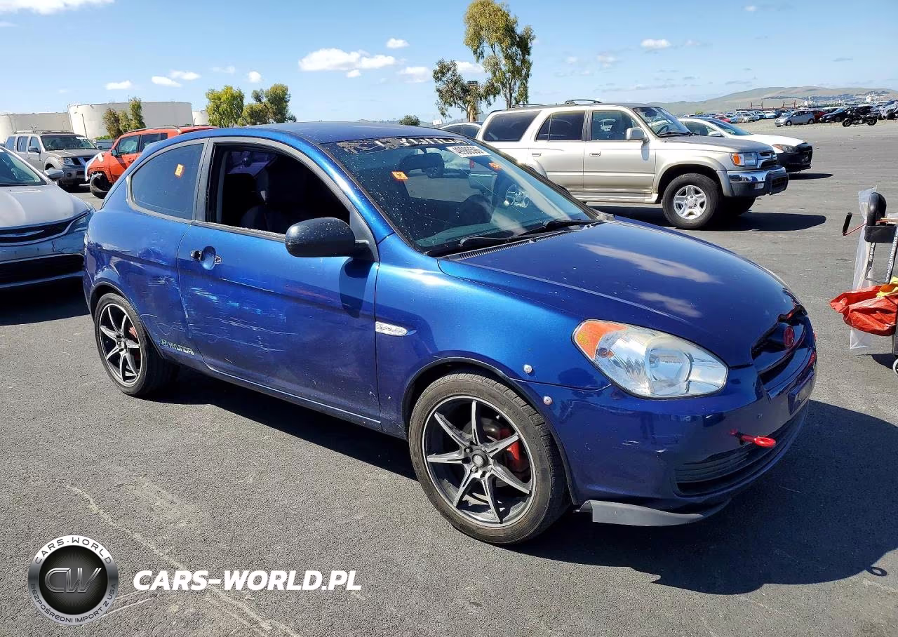 2011 Hyundai Accent Gl VIN:KMHCM3AC4BU195748 - 4