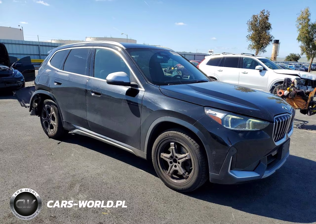 2024 BMW X1 xDrive28I VIN:WBX73EF0XR5Z04063 - 4
