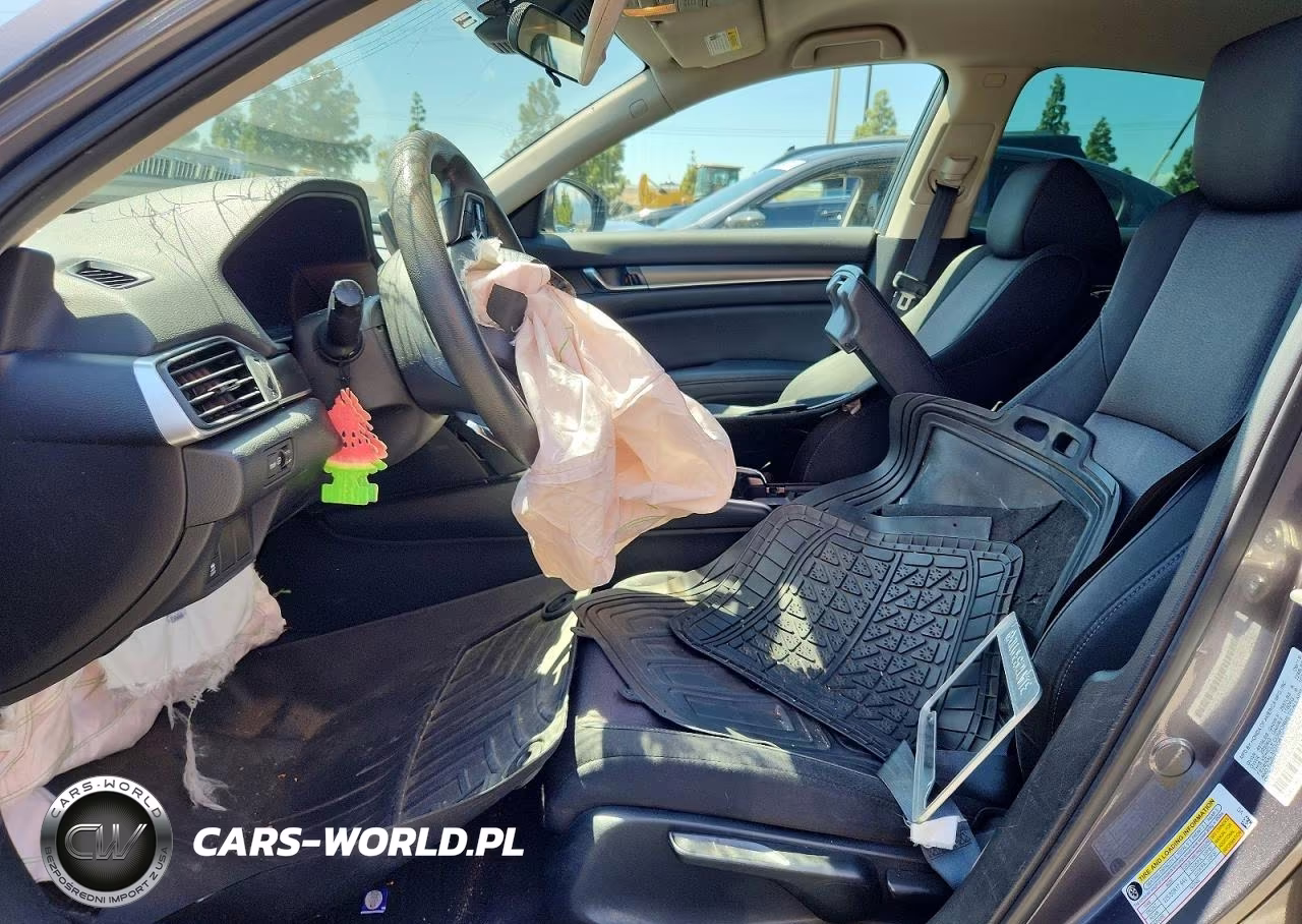 2020 Honda Accord Hybrid VIN:1HGCV3F14LA000096 - 7