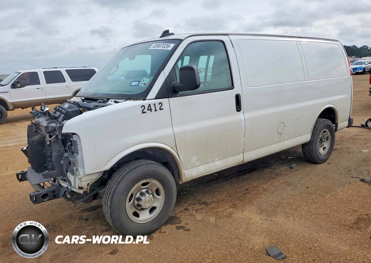 2024 Chev Express G2500