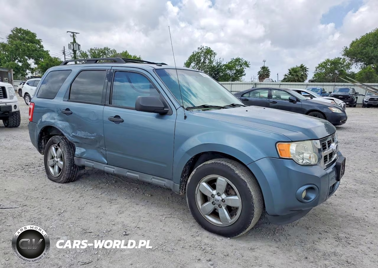 2012 Ford Escape Xlt VIN:1FMCU0DG0CKA49499 - 4