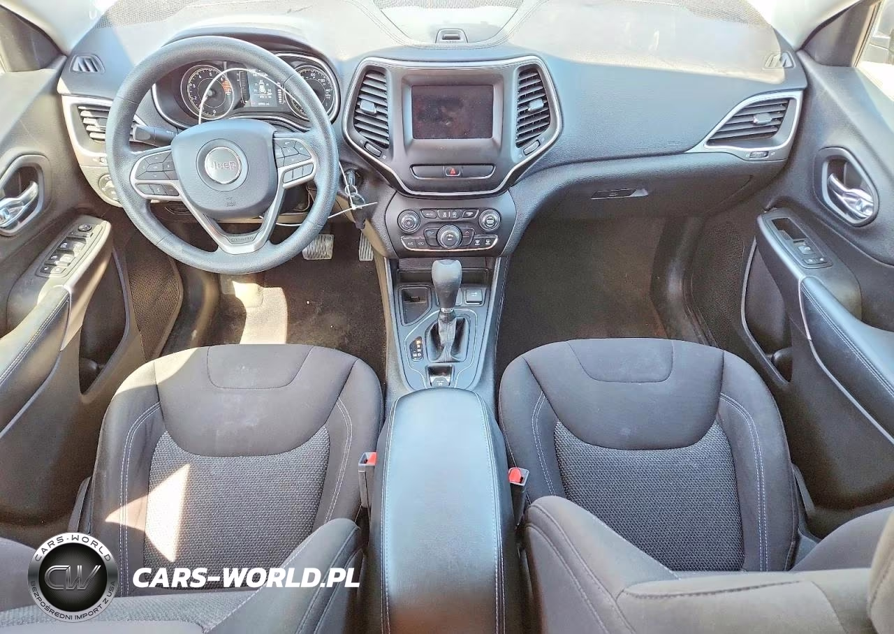 2019 Jeep Cherokee Latitude VIN:1C4PJLCB7KD128550 - 8