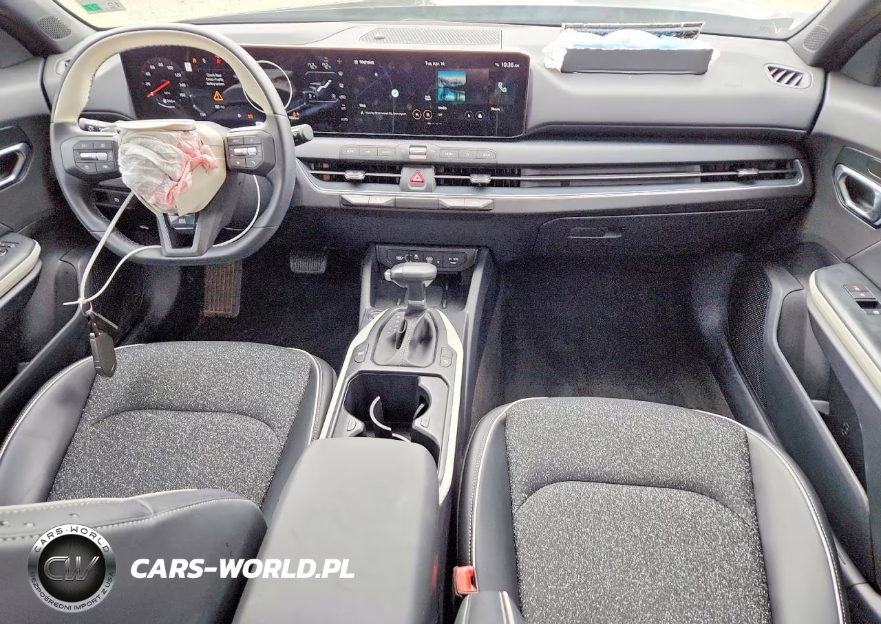 2025 Kia K4 Gt Line VIN:3KPFW4DE7SE247452 - 8