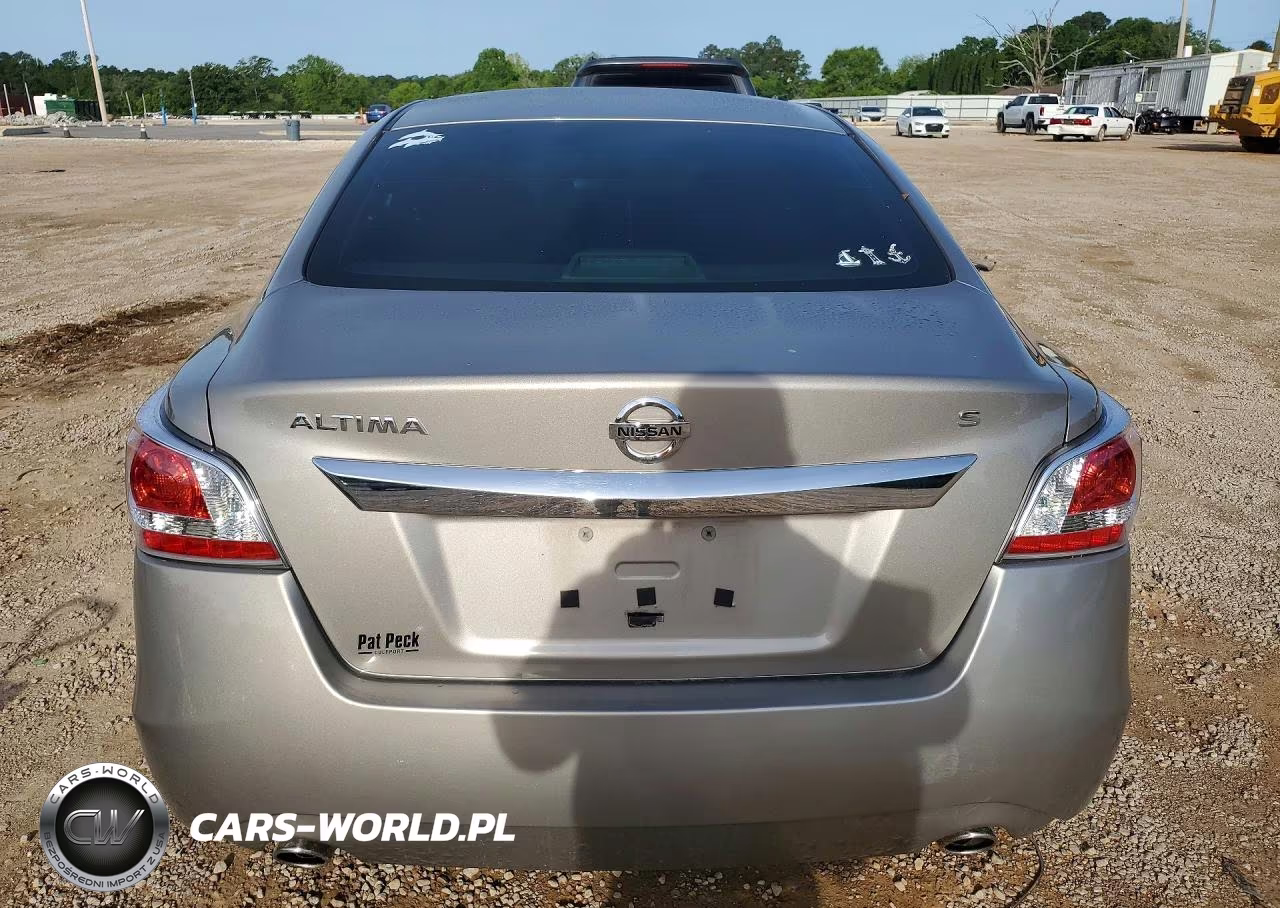 2015 Nissan Altima 2.5 S VIN:1N4AL3AP2FN860329 - 6