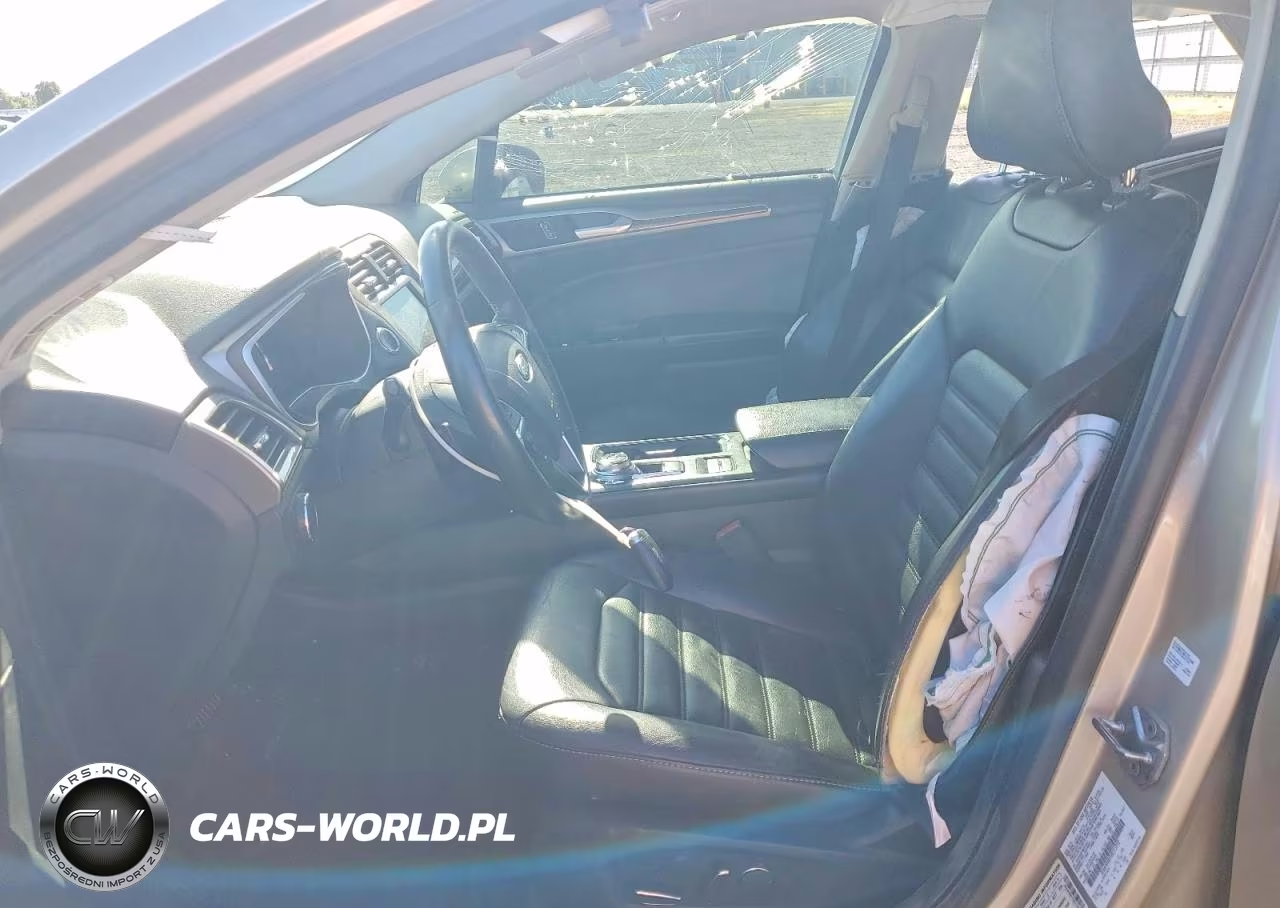 2017 Ford Fusion Se VIN:3FA6P0H97HR215952 - 7
